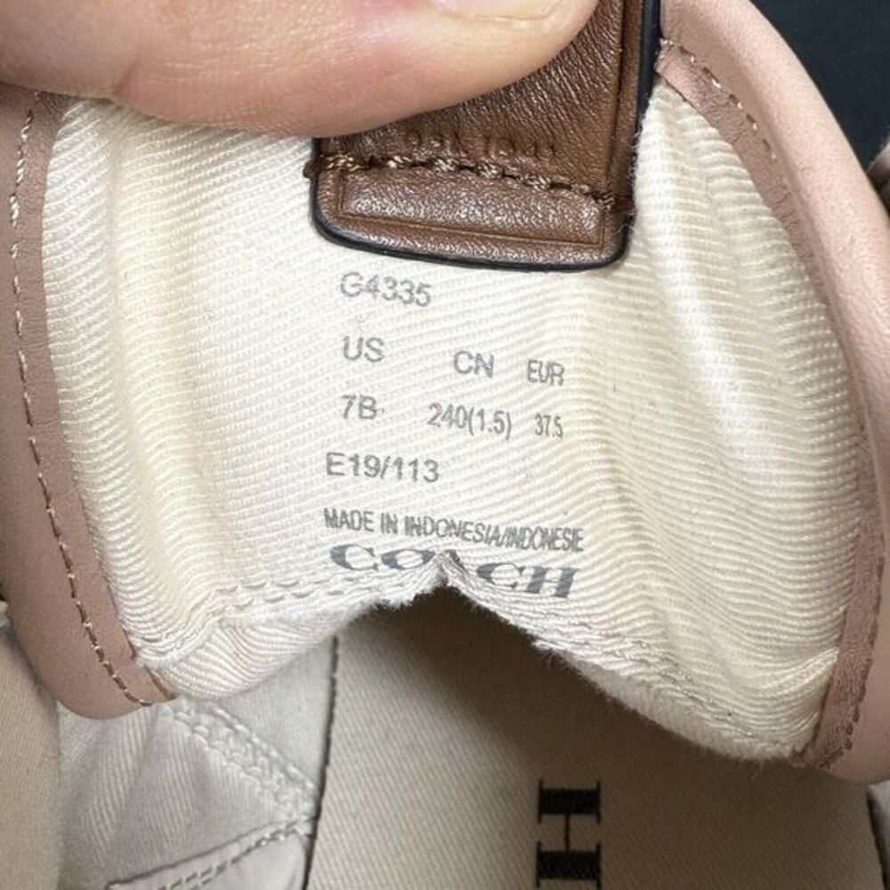 COACH Women's C220 High Top Sneakers‎ with coach patch - Size 7 - Picture 7 of 13